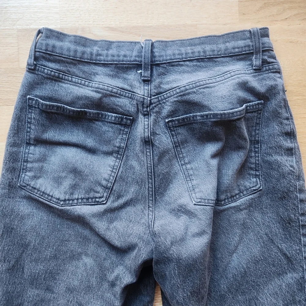 Universal Thread Jeans - Picture 8 of 11